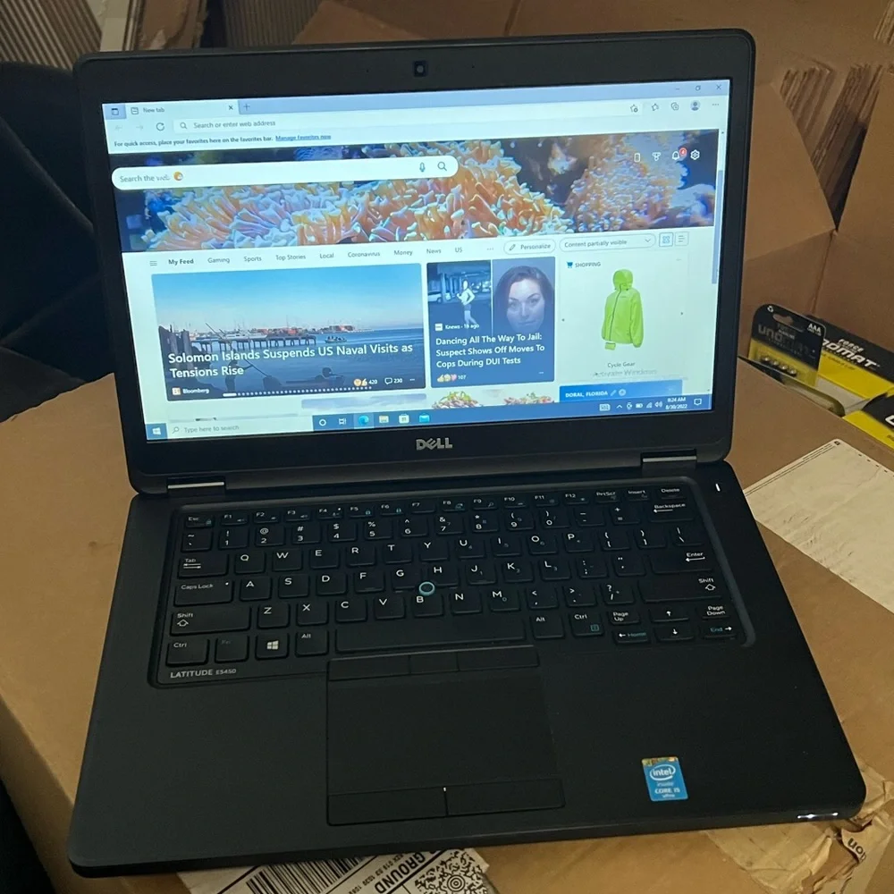 DELL Computer -i5-4-500Gb-windows 10-charger